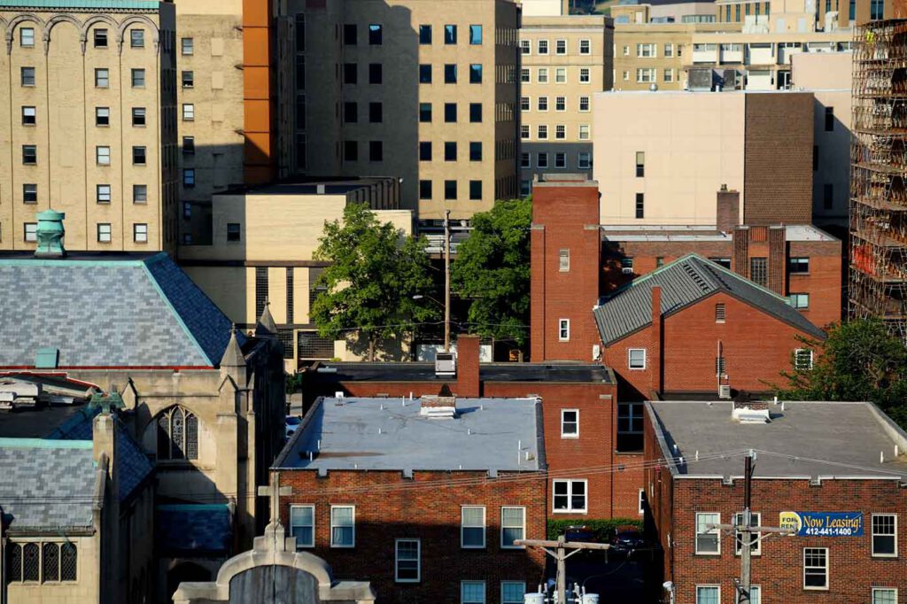 supreme court lifts eviction moratorium